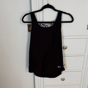 Nike Women's Black Sleeveless Tank